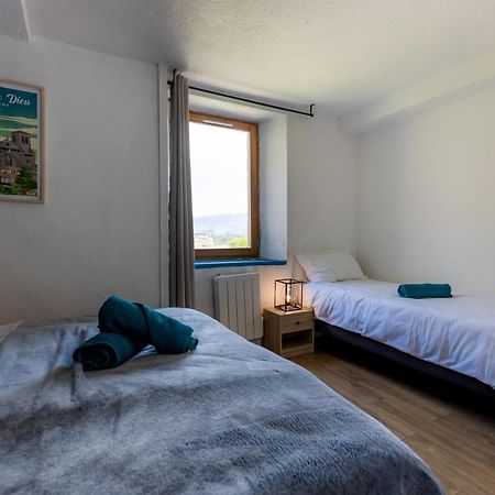 Domaine Du Coq En Pat Bed & Breakfast Augerolles Exterior photo